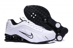 Nike Shox R4-004 Shoes