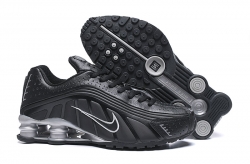 Nike Shox R4-013 Shoes