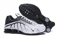 Nike Shox R4-027 Shoes