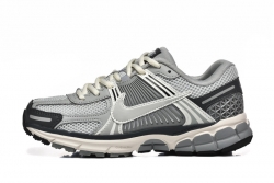 Wm/Youth Air Zoom Vomero 5-007 Shoes