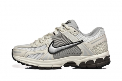 Wm/Youth Air Zoom Vomero 5-017 Shoes