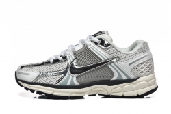 Men Air Zoom Vomero 5-006 Shoes