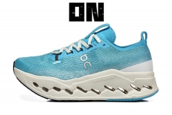 Wm/Youth ON Cloudsurfer Max-006 Shoes